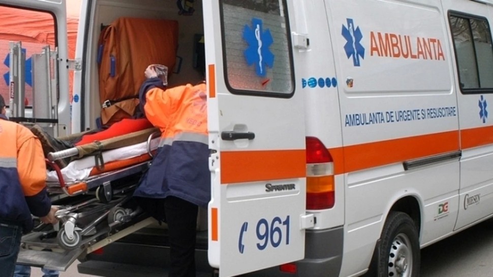 Un copil de cinci ani a căzut de la etajul al nouălea al unui bloc din sectorul 1 din București. Din păcate a murit