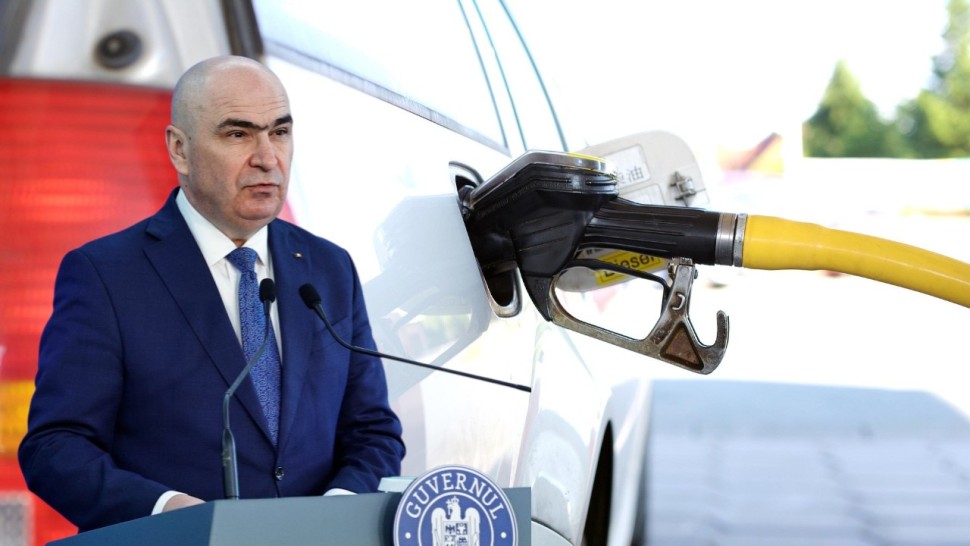 Guvernul ia bani de la companii pentru a reduce acciza la carburanți. Premierul Bolojan anunță un fond de solidaritate din profituri excepționale
