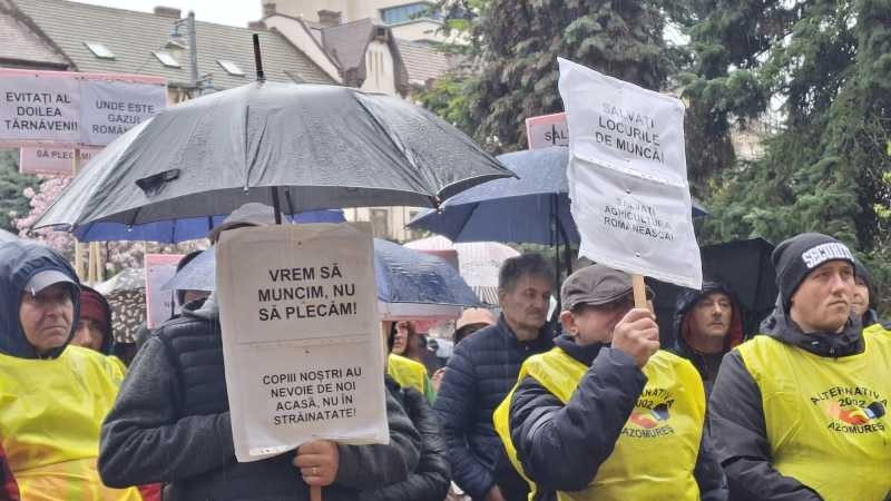Un nou protest de amploare la Ministerul Energiei. Sindicaliștii Azomureș ies în stradă