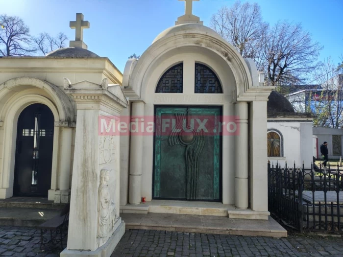 Cripta lui Mircea Lucescu de la cimitirul Bellu