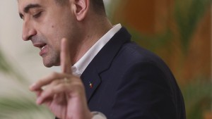 George Simion neagă o coaliție de guvernare cu PSD AUR face ceea ce a promis