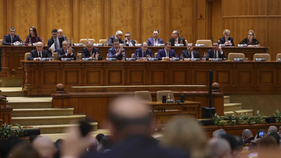 Procedura pentru moțiunea de cenzură. Ce efect are dacă este votată