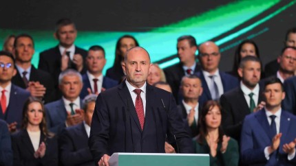 Alegeri Bulgaria 2026. Rumen Radev fostul președinte al țării l-a învins categoric pe fostul premier. Distanță uriașă la vot