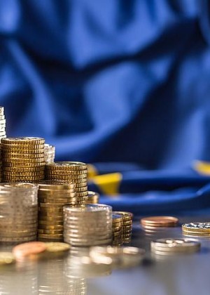 Noi taxe propuse în Uniunea Europeană. Se caută bani în plus pentru apărare agricultură tranziția digitală și verde