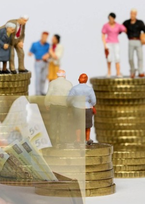 Veniturile românilor cea mai rapidă creștere din UE. Țara noastră rămâne în continuare sub media europeană