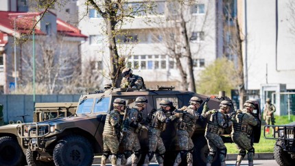 Noi informații privind programul de voluntariat al Armatei Ministerul Apărării a anunțat instruirea a mii de tineri