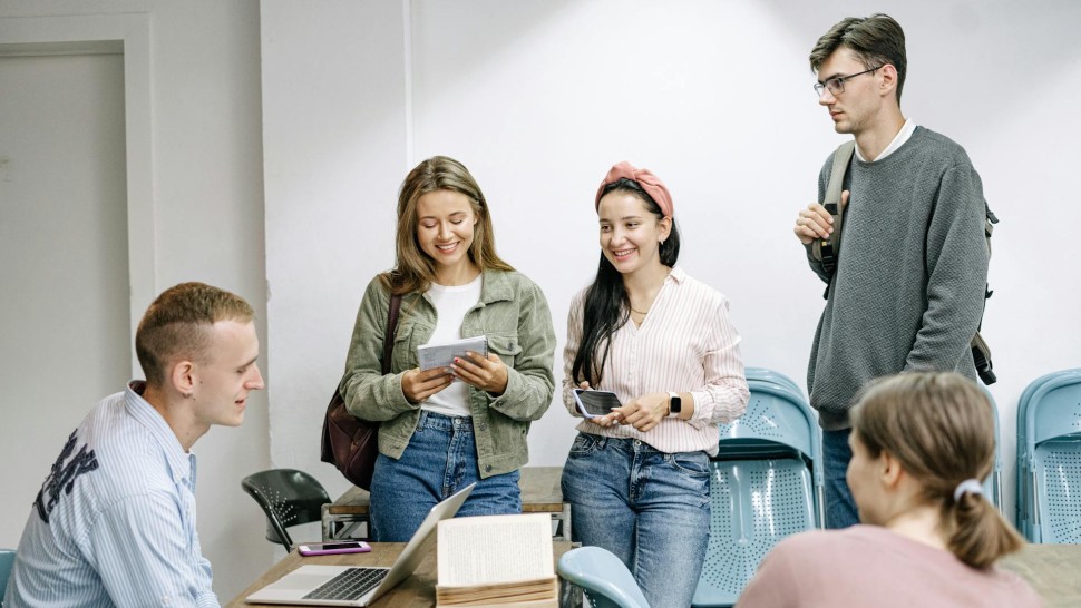 Sprijin financiar suplimentar pentru studenți 2.550 lei. Proiectele se depun până la 29 mai 2026