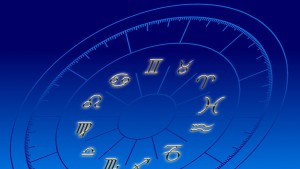 Cele patru zodii care încep luna mai pe picior mare. Nativii care vor da lovitura în weekendul 2-3 mai 2026