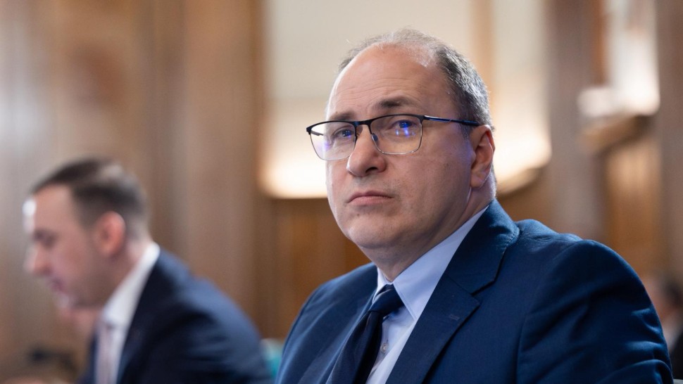 Ministrul Educației liniștește profesorii Legea salarizării aduce venituri mai mari
