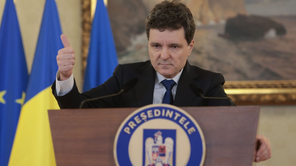 Nicușor Dan ia atitudine în scandalul legat de transparentizarea finanțării ONG-urilor Ar afecta societatea civilă în ansamblul ei