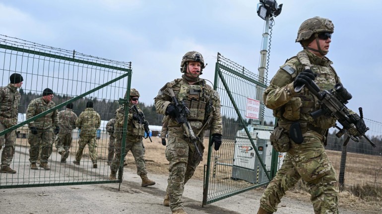 Răsturnare de situație în Polonia Mesajul Pentagonului privind suspendarea desfășurării trupelor SUA rămas necitit zile întregi în e-mailul șefului armatei poloneze