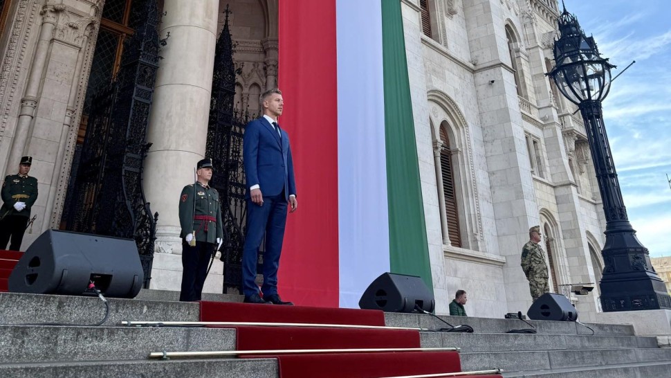 Peter Magyar a depus jurământul ca prim-ministru al Ungariei Schimbăm sistemul. Să o luăm de la capăt