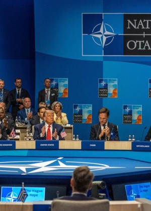 Ce reprezintă Articolul 4 NATO pe care România l-ar putea activa azi după explozia dronei rusești la Galați. Ultima dată a fost activat în 2022