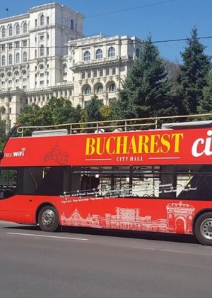 Revin autobuzele turistice. Cum vor circula acestea începând de vineri