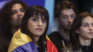 Alexandra Căpitănescu mulțumiri către publicul din Republica Moldova pentru susţinere Mulţumim tuturor fanilor Nu suntem supăraţi pe juriu