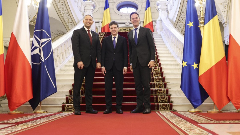 Sosesc liderii lumii pentru Summit-ul B9. Șeful NATO și preşedintele Poloniei au ajuns la Palatul Cotroceni Trebuie să fim fabricanți de tehnologie. UPDATE VIDEO