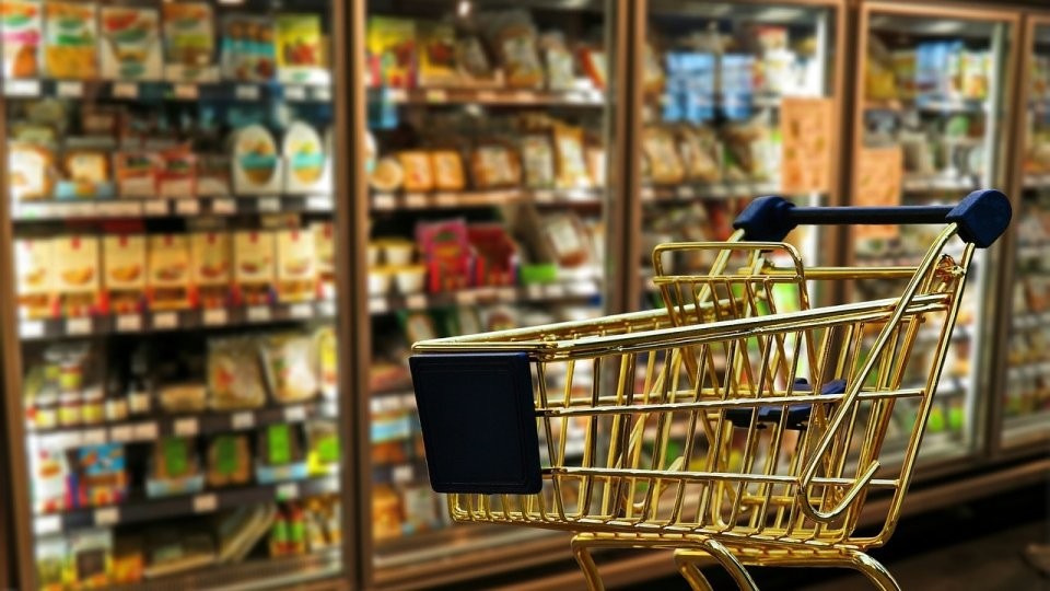 Rusalii 2026. Programul tuturor mall-urilor și magazinelor în minivacanța oferită pentru români