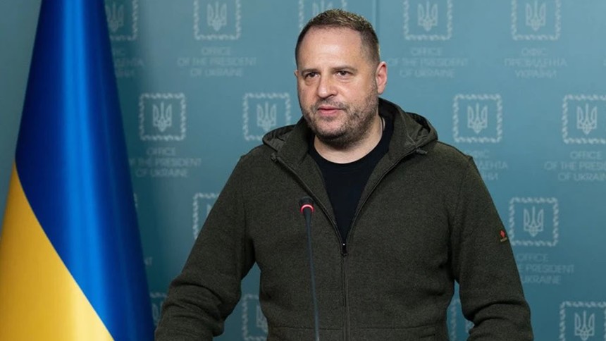 Fostul șef de cabinet al lui Zelenski Andrei Iermak suspect oficial într-o anchetă de corupție. NABU cere arestarea