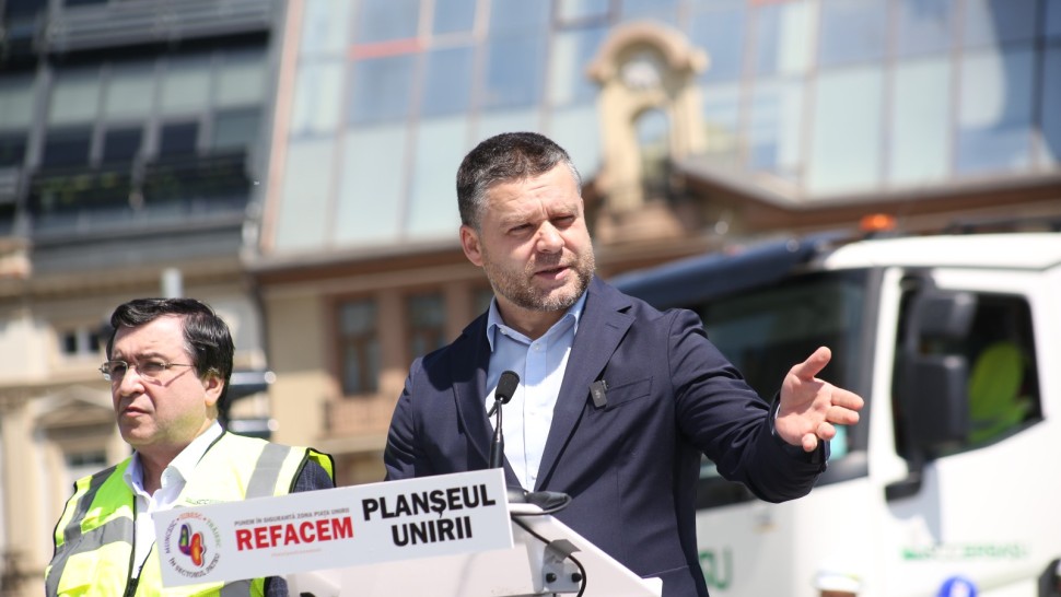 Ciprian Ciucu dă asigurări că reţeaua de termoficare funcţionează Probleme vor fi în următorii 20 de ani sau 15 ani
