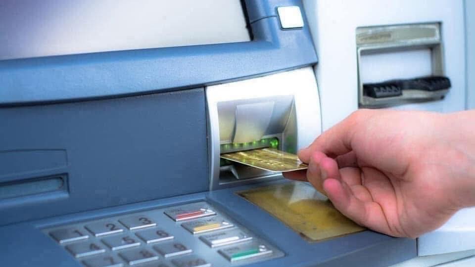 Anunț de la Casa de Pensii pentru pensionarii care primesc banii pe card Plățile au fost făcute astăzi în conturi