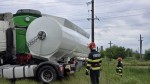 Un tren marfar plin cu motorină a lovit  în plin cisternă și ea încărcată cu combustibil. Alertă în județul Giurgiu