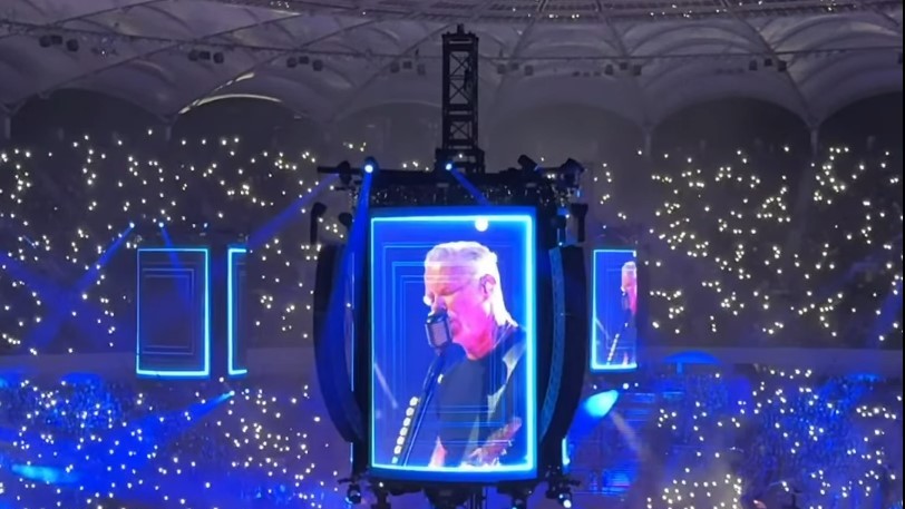 Primele imagini de la concertul Metallica în București. Spectatorii au făcut valuri în tribunele Arenei Naționale FOTO și VIDEO