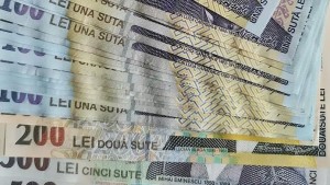 Cât vor câștiga românii din sectorul public după noua Lege a salarizării De la 4.325 de lei pentru debutanți la 34.600 de lei pentru Președinte CALCULE
