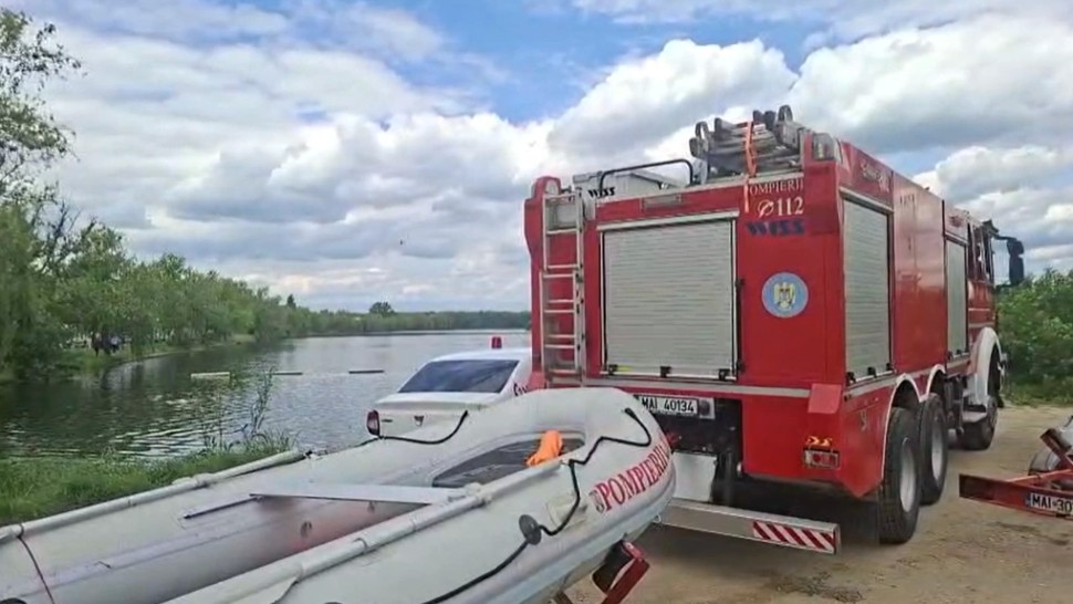 Doi minori în pericol de înec în lacul Chitila. UPDATE Și al doilea minor prezintă semne vitale anunță ISU VIDEO