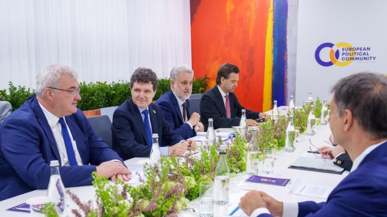 Președintele Nicușor Dan a găzduit reuniunea privind Coridorul Vertical de Gaz din Erevan Diversificarea surselor de aprovizionare și a rutelor de tranzit nu este opțională este o necesitate strategică