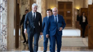 România condusă de un guvern interimar. Cât mai poate sta Ilie Bolojan la Palatul Victoria