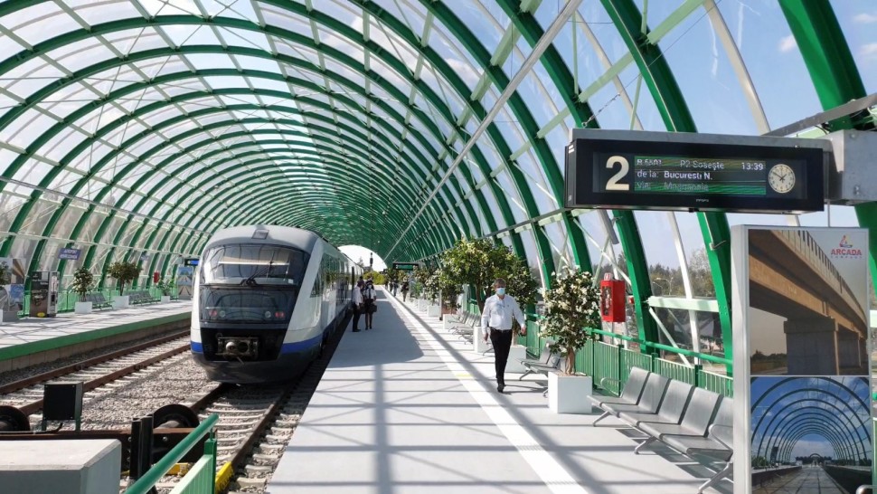 Se oprește circulația trenurilor spre Aeroportul Otopeni. Alternative de transport pentru călători