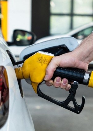O nouă scumpire pentru carburanți. Cât costă benzina și motorina pe 20 mai