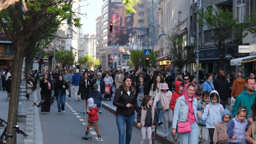 Al patrulea weekend Străzi deschise în București. Piața Revoluției devine spațiu al dialogului și comunității