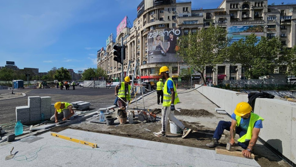 Circulația în zona Piața Unirii reluată de săptămâna viitoare. Daniel Băluță Se montează semafoarele