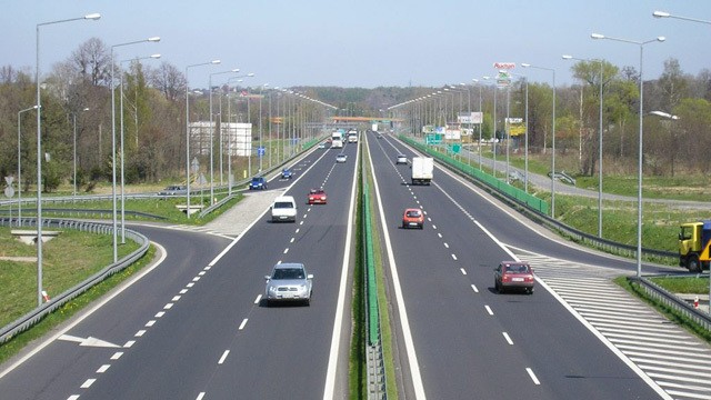 Restricţii pe Drumul Expres Craiova-Piteşti. Șoferii au la dispoziție rute ocolitoare