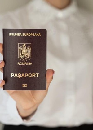 Anunț privind pașapoartele pentru această vară. Ministerul de Interne face recomandări românilor