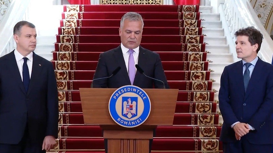Adrian Veștea primele declarații după ce a fost desemnat premier  Îmi asum această responsabilitate într-un moment de criză politică