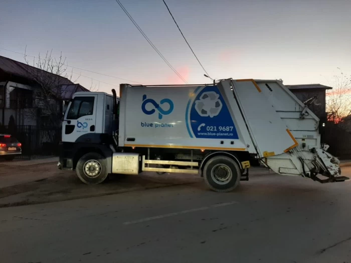 Gunoiul stradal riscă să umple sectorul 1