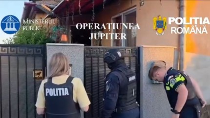 Operațiunea Jupiter ziua 5. Polițiștii continua seria perchezițiilor domiciliare. Zeci de persoane conduse la audieri