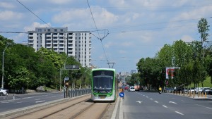 Încep lucrările la scuarul central al Căii Văcărești. Peste 300 de arbori vor transforma artera într-un coridor verde și vor reduce poluarea zgomotul și disconfortul termic
