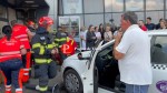 Alertă în Timișoara Un taximetrist a intrat cu mașina într-un grup de persoane VIDEO