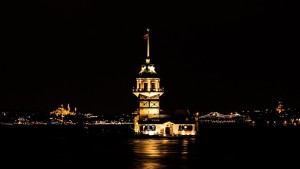 Țara vizitată de milioane de români anual deschide o mulțime de muzee pe timpul nopții. Care este destinația în care te poți culturaliza după apus