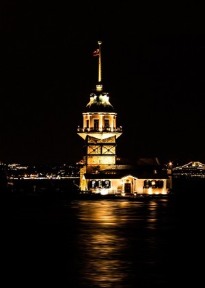 Țara vizitată de milioane de români anual deschide o mulțime de muzee pe timpul nopții. Care este destinația în care te poți culturaliza după apus