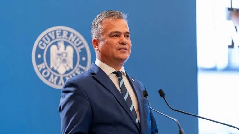 Programul de guvernare și lista de miniștri depuse la Parlament de Adrian Veștea. Cine sunt noii miniștri propuși