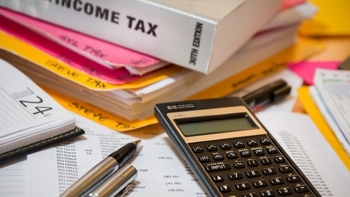 Incertitudine economică pentru companii. Majoritatea acestora reclamă un risc critic pentru mediul de afaceri