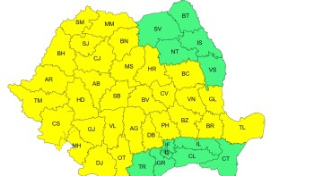 Alertă meteo de vreme severă. UPDATE Cod galben prelungit marți. ANM a emis Cod Galben de averse torenţiale descărcări electrice intensificări ale vântului vijelii şi căderi de grindină