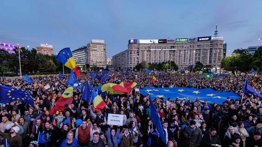 Proteste anunțate vineri în Piața Victoriei E nevoie să apărăm democrația