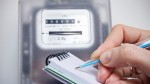 Un furnizor de energie din România a rămas fără licență pentru prima dată în istorie Anunț pentru zeci de mii de clienți