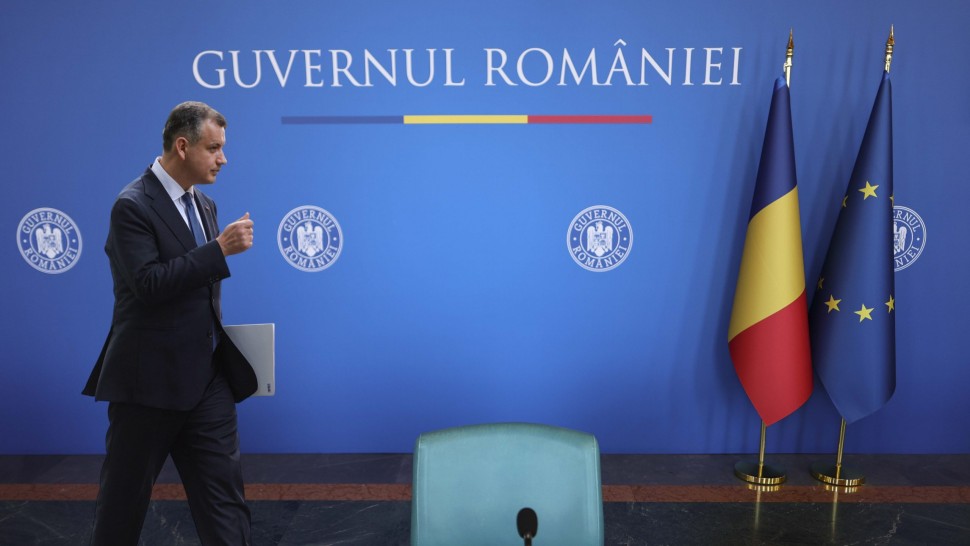 Refuzuri pe bandă rulantă pentru Eugen Tomac. Lista de miniștri propusă de premierul desemnat