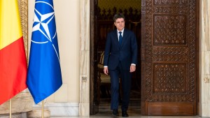 Nicușor Dan e gata să numească un nou premier. Favoritul președintelui pentru a prelua funcția a fost prezent la o ceremonie de la Palatul Cotroceni